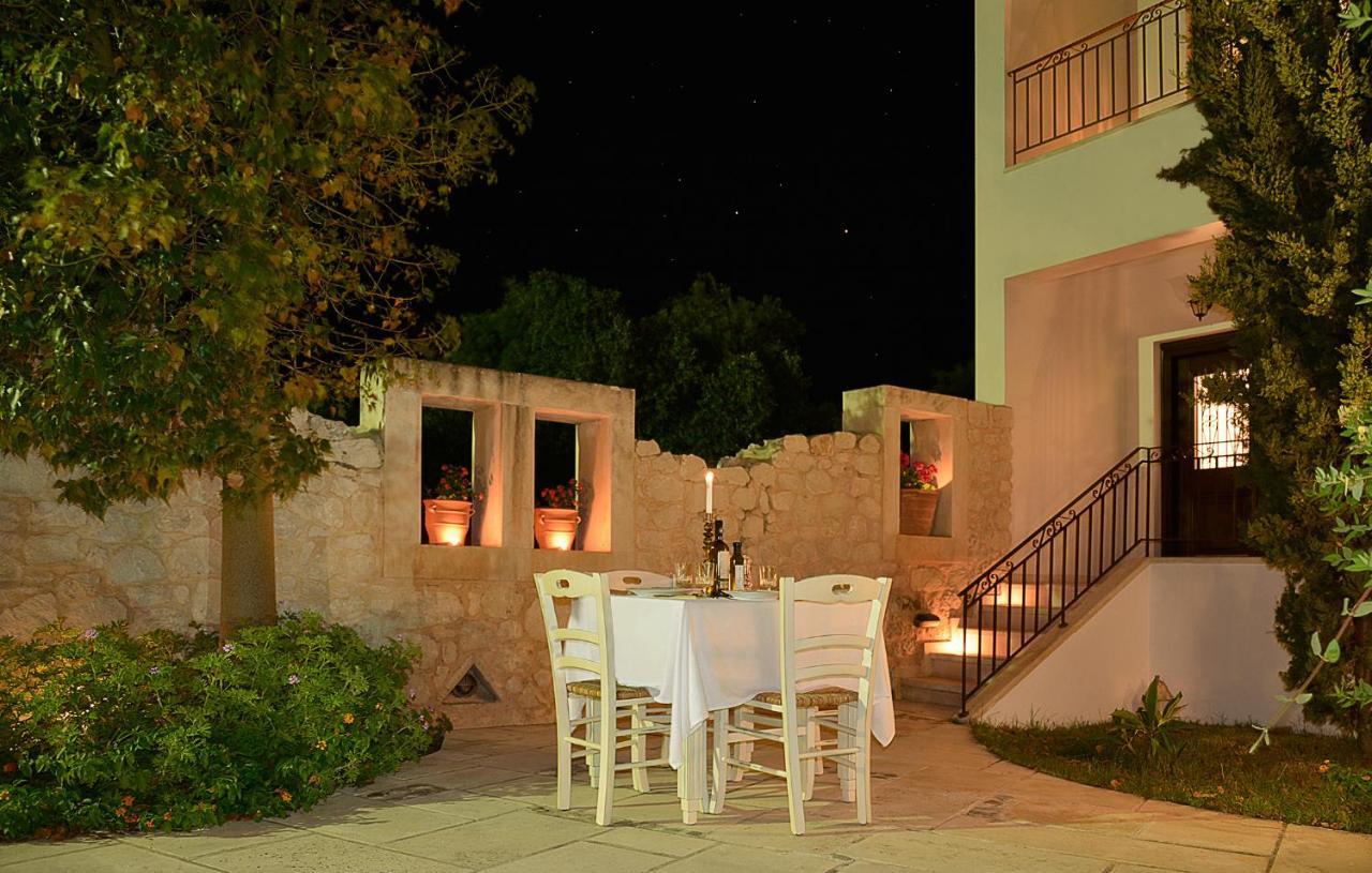 Olive Coast Suites Palekastro Ngoại thất bức ảnh
