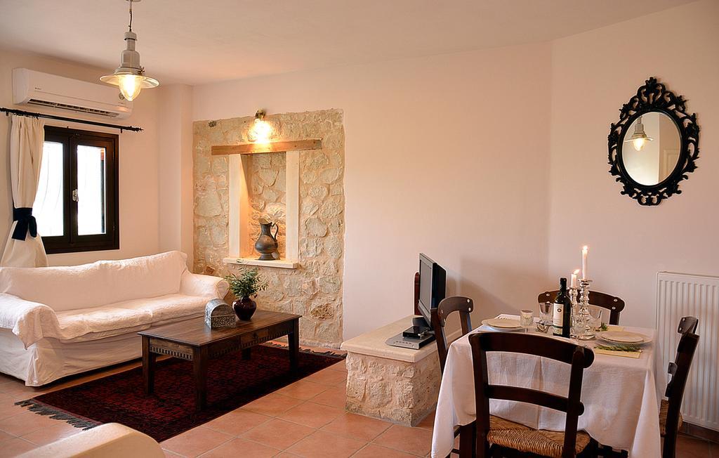 Olive Coast Suites Palekastro Ngoại thất bức ảnh