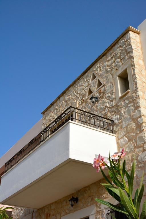 Olive Coast Suites Palekastro Ngoại thất bức ảnh